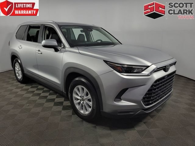 Used 2025 Toyota Grand Highlander FWD image 1