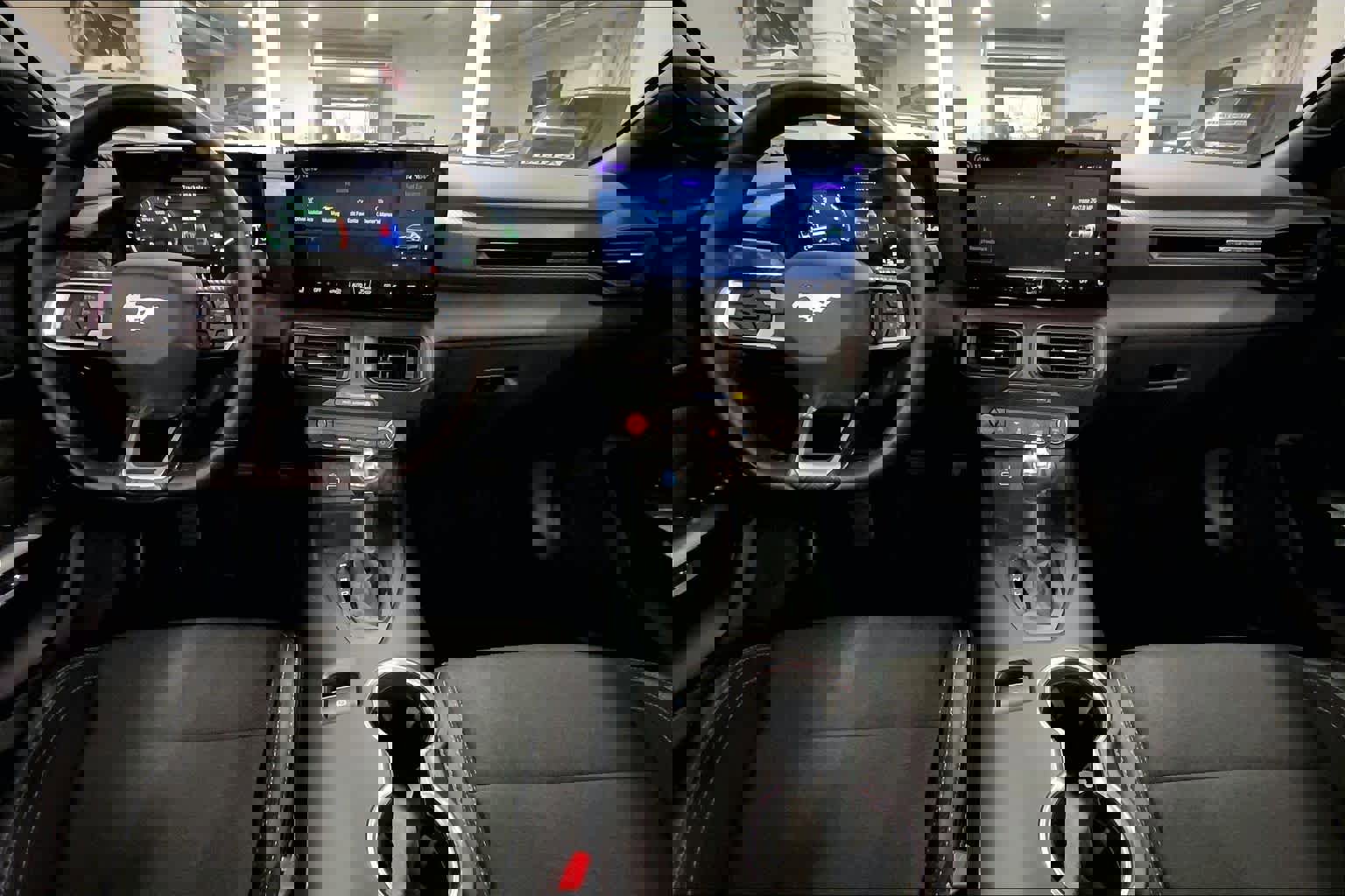 Used 2024 Ford Mustang Convertible image 13