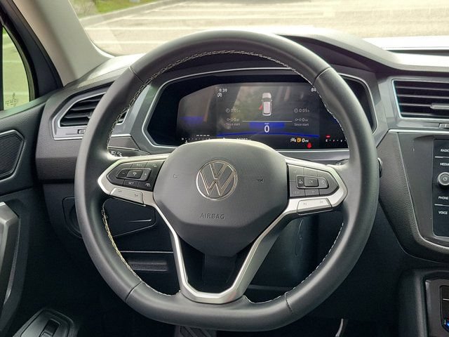 Used 2024 Volkswagen Tiguan SE FWD image 18