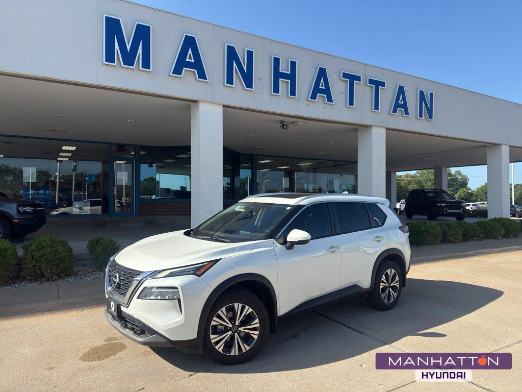 Used 2022 Nissan Rogue SV w/ SV Premium Package