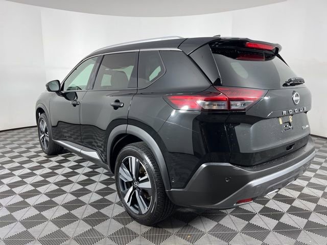 Used 2023 Nissan Rogue SL w/ SL Premium Package image 7