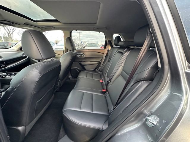 Certified 2021 Nissan Rogue SL w/ Premium Package image 31