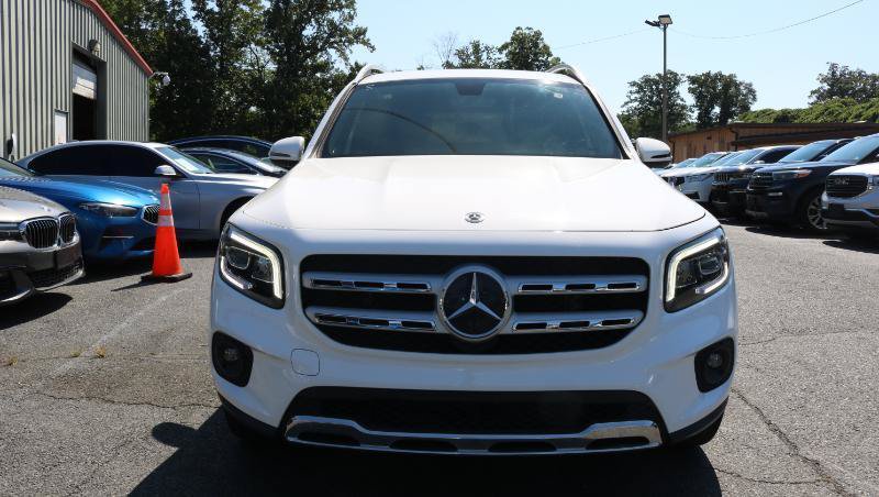 Used 2020 Mercedes-Benz GLB 250 w/ Premium Package image 2