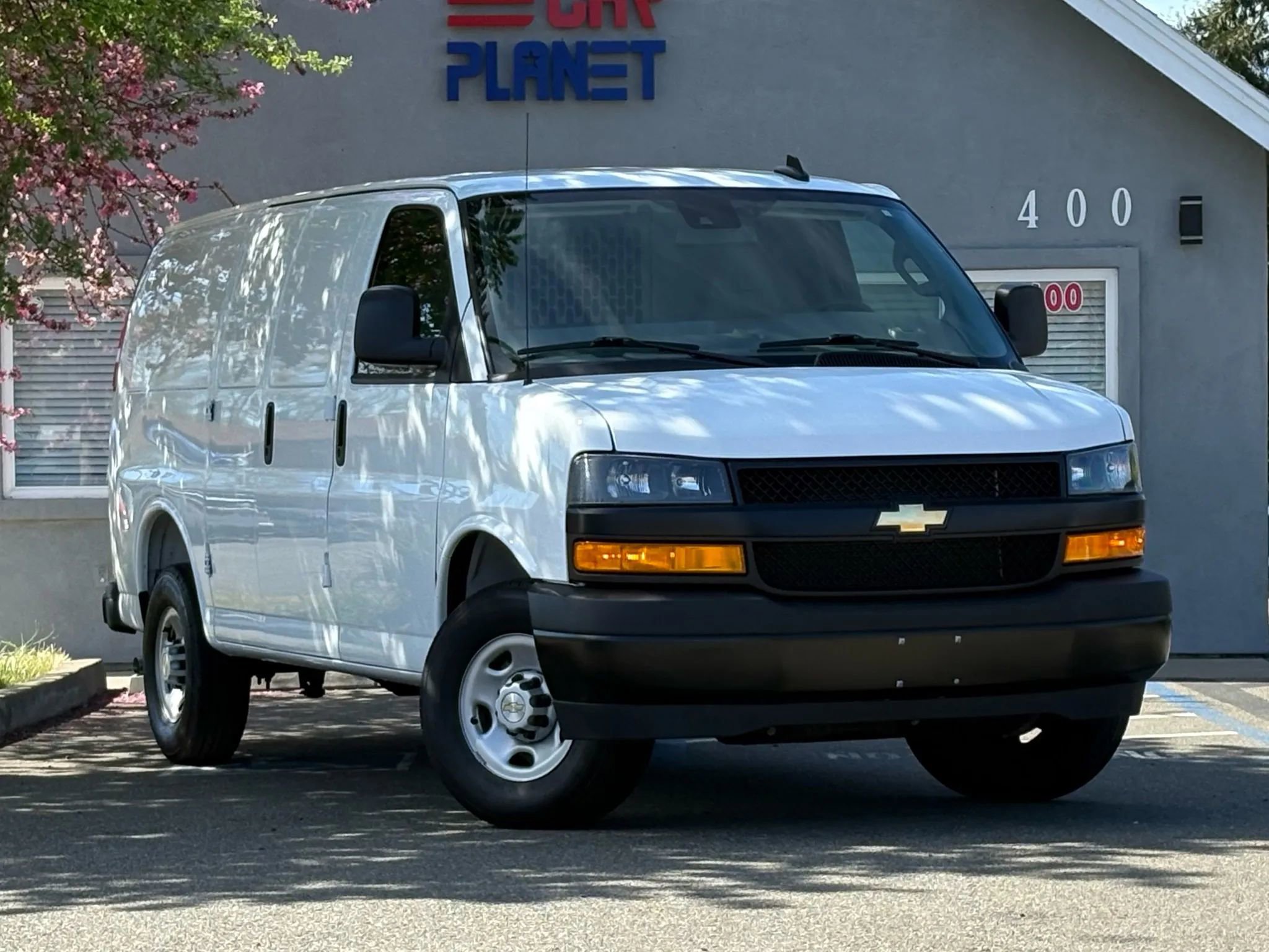 Used 2025 Chevrolet Express 2500 w/ Driver Convenience Package image 3