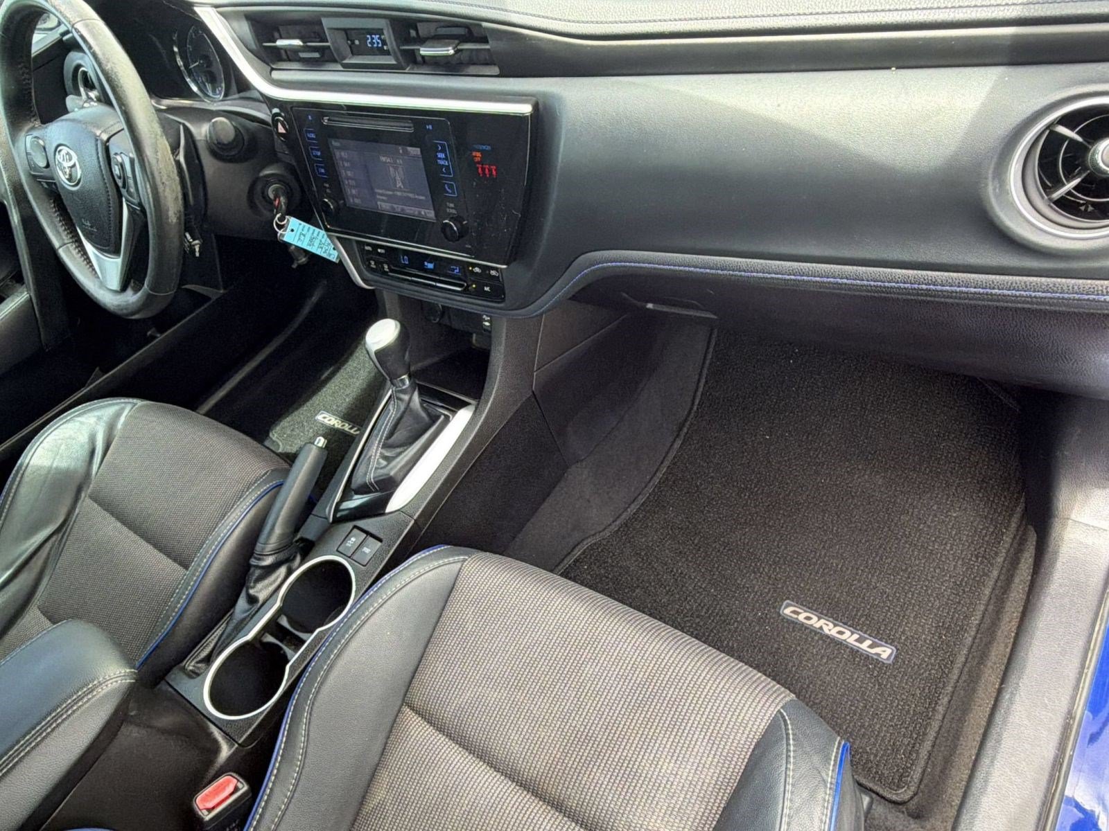Used 2018 Toyota Corolla SE FWD image 35