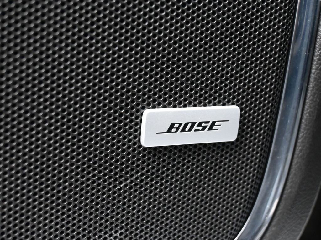 Used 2018 Chevrolet Suburban LT image 23