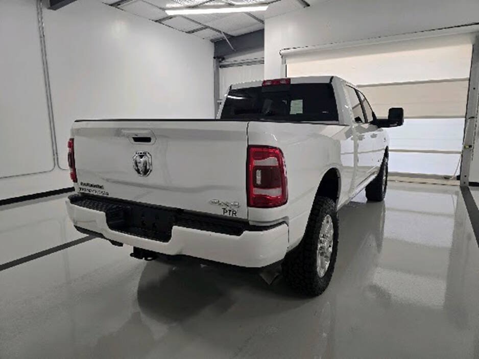 Used 2023 RAM 2500 Laramie AWD/4WD image 10
