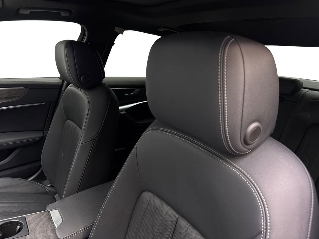 Used 2024 Audi A6 Premium Plus w/ Premium Plus Package image 28