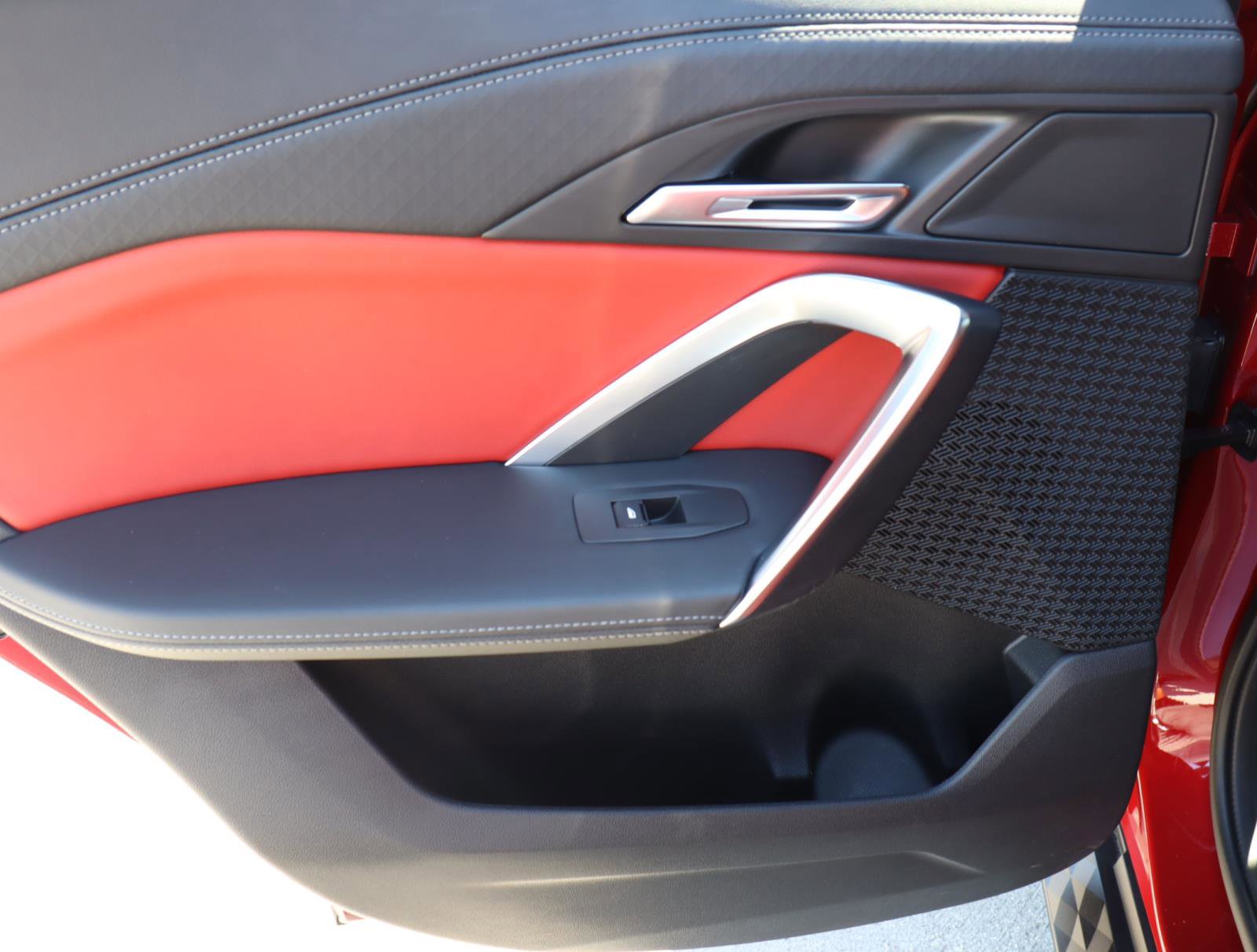 Used 2024 BMW X2 xDrive28i image 11