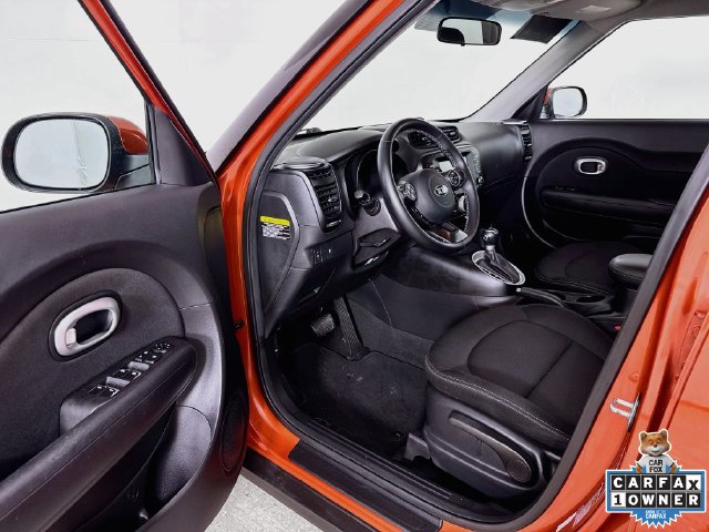Used 2019 Kia Soul + FWD image 3