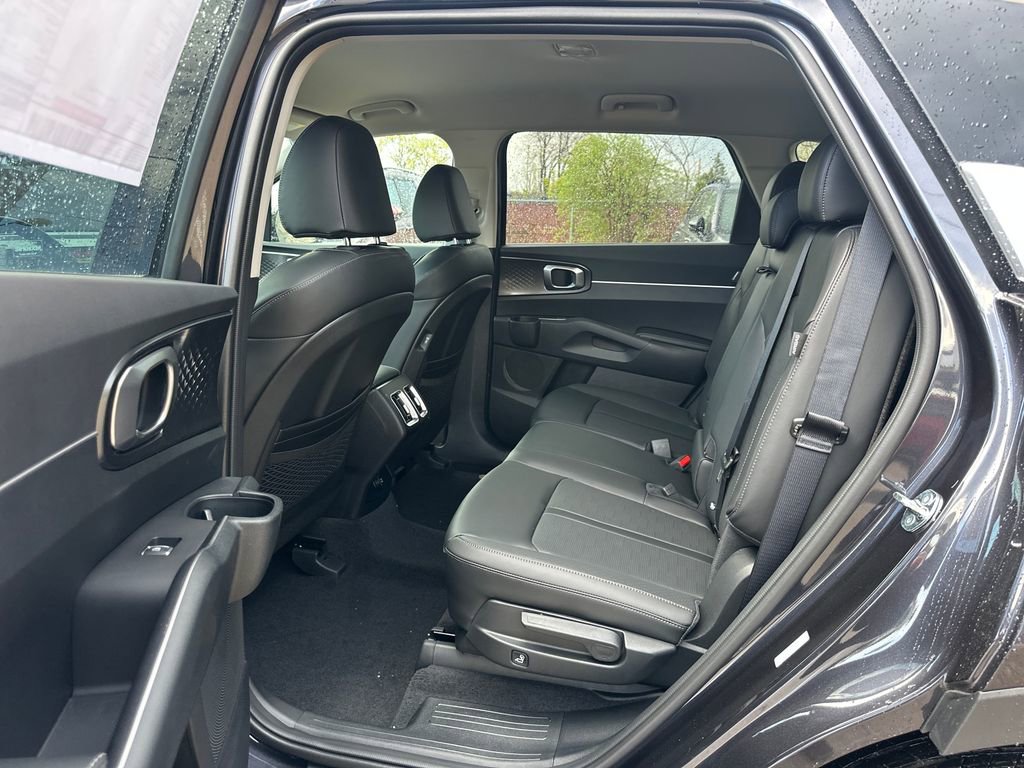New 2026 Kia Sorento EX AWD/4WD image 14