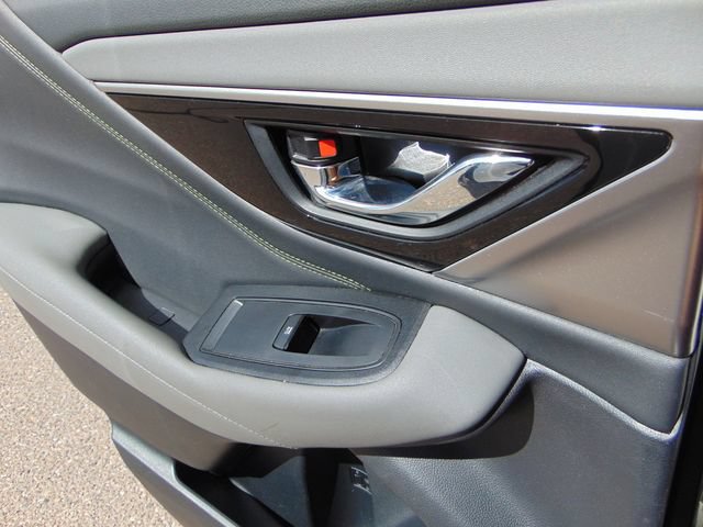 Used 2024 Subaru Outback Onyx Edition AWD/4WD image 23