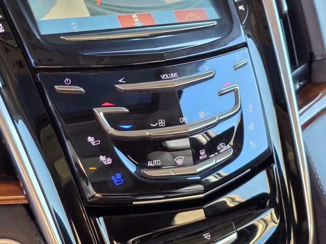 Used 2019 Cadillac Escalade Premium Luxury AWD/4WD image 36