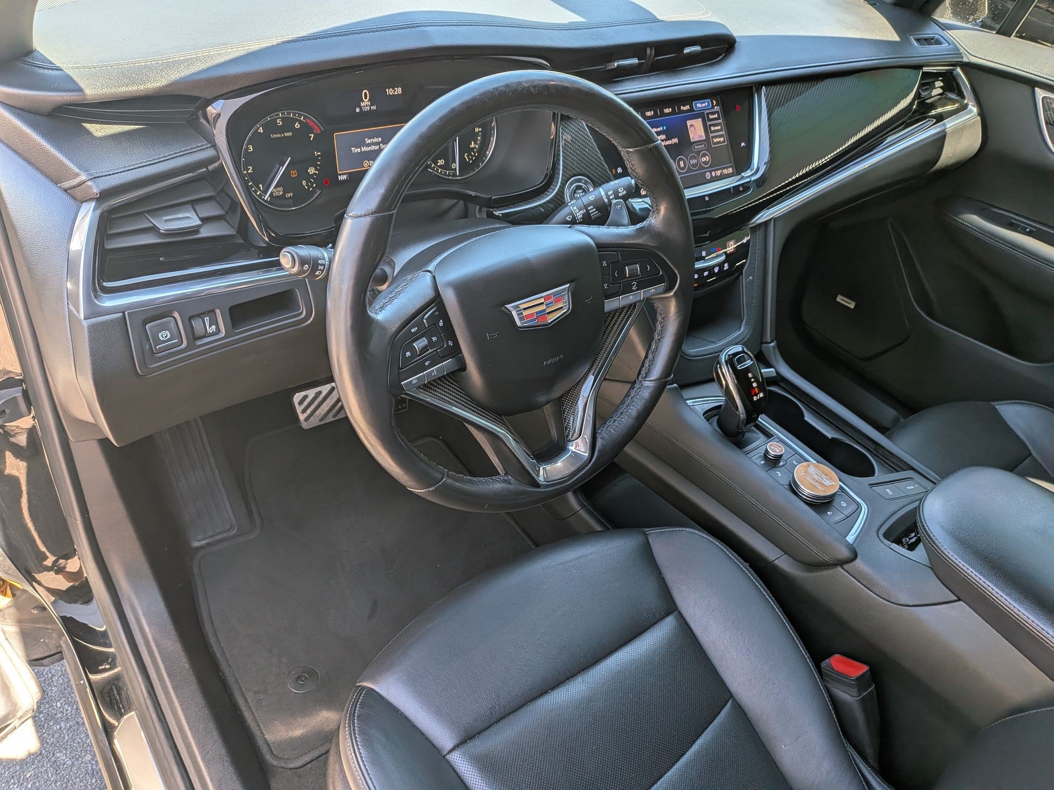 Used 2020 Cadillac XT6 Sport AWD/4WD image 15