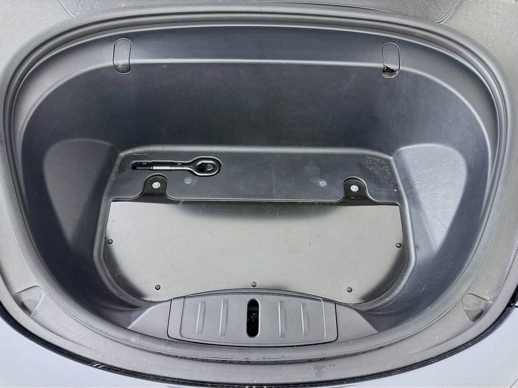 Used 2018 Tesla Model 3 image 29