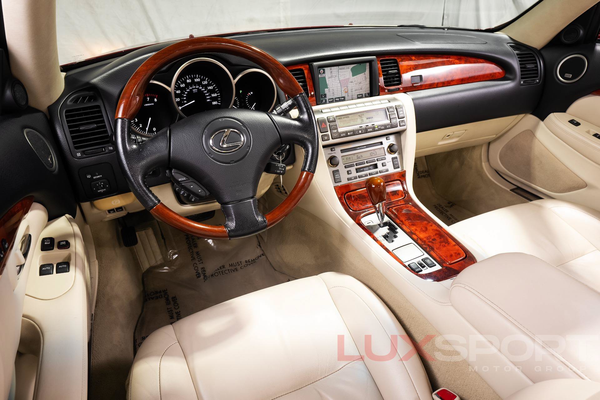 Used 2008 Lexus SC 430 Convertible RWD image 40