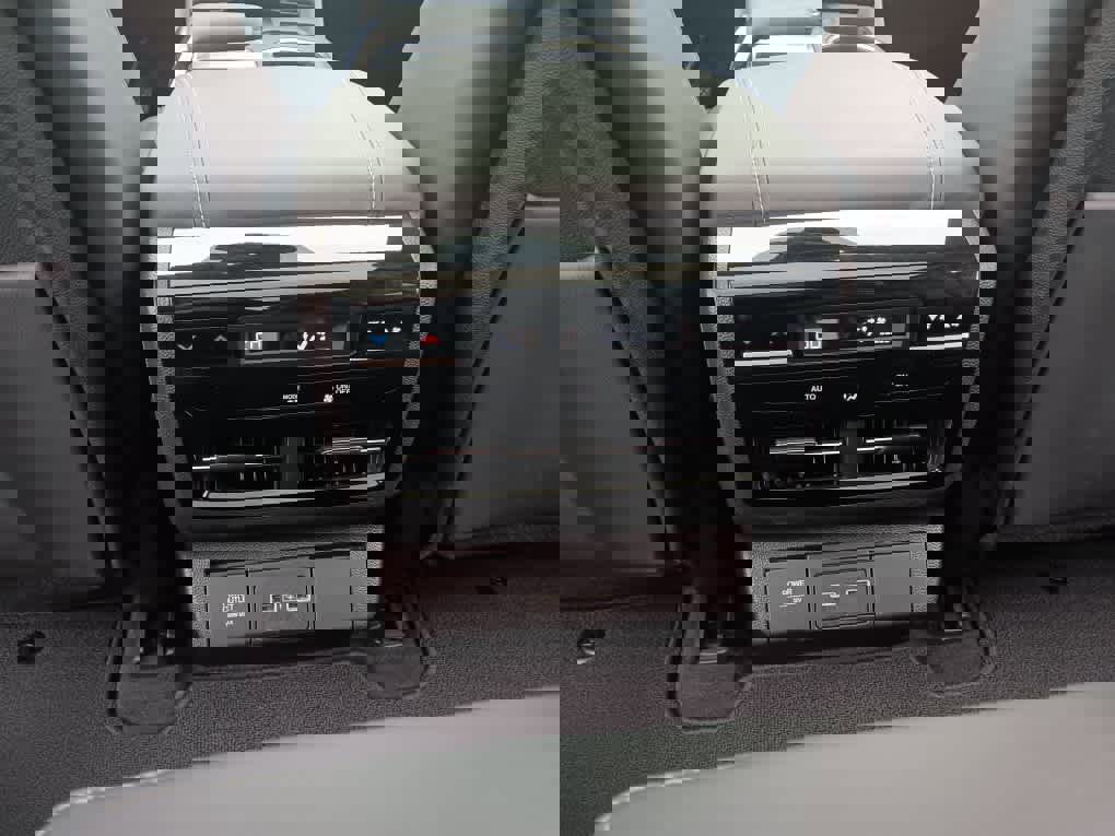 Used 2024 Acura MDX w/Technology Package image 19