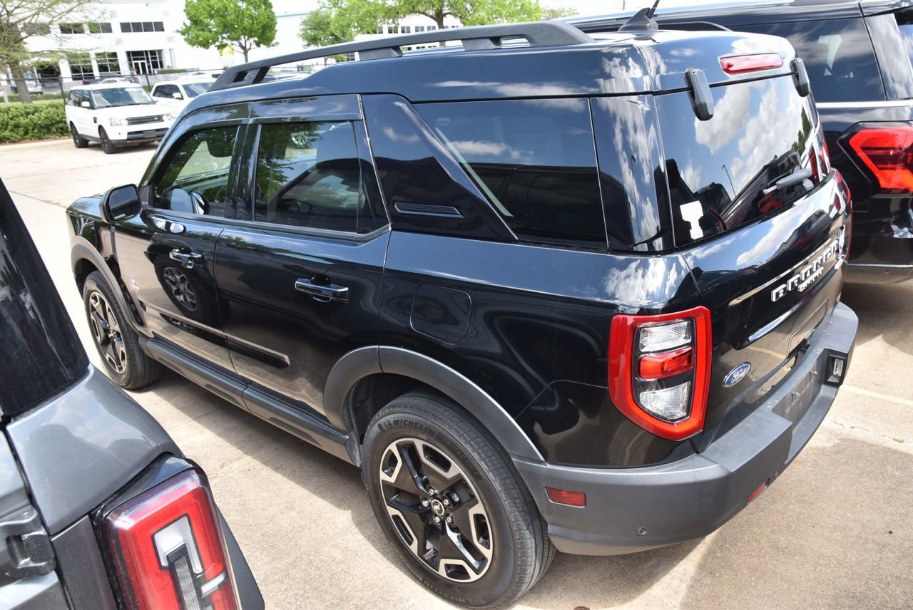 Certified 2023 Ford Bronco Sport Outer Banks w/ Tech Package image 8