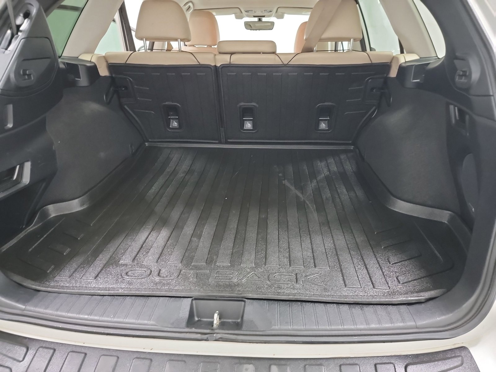 Used 2019 Subaru Outback 2.5i Limited image 26