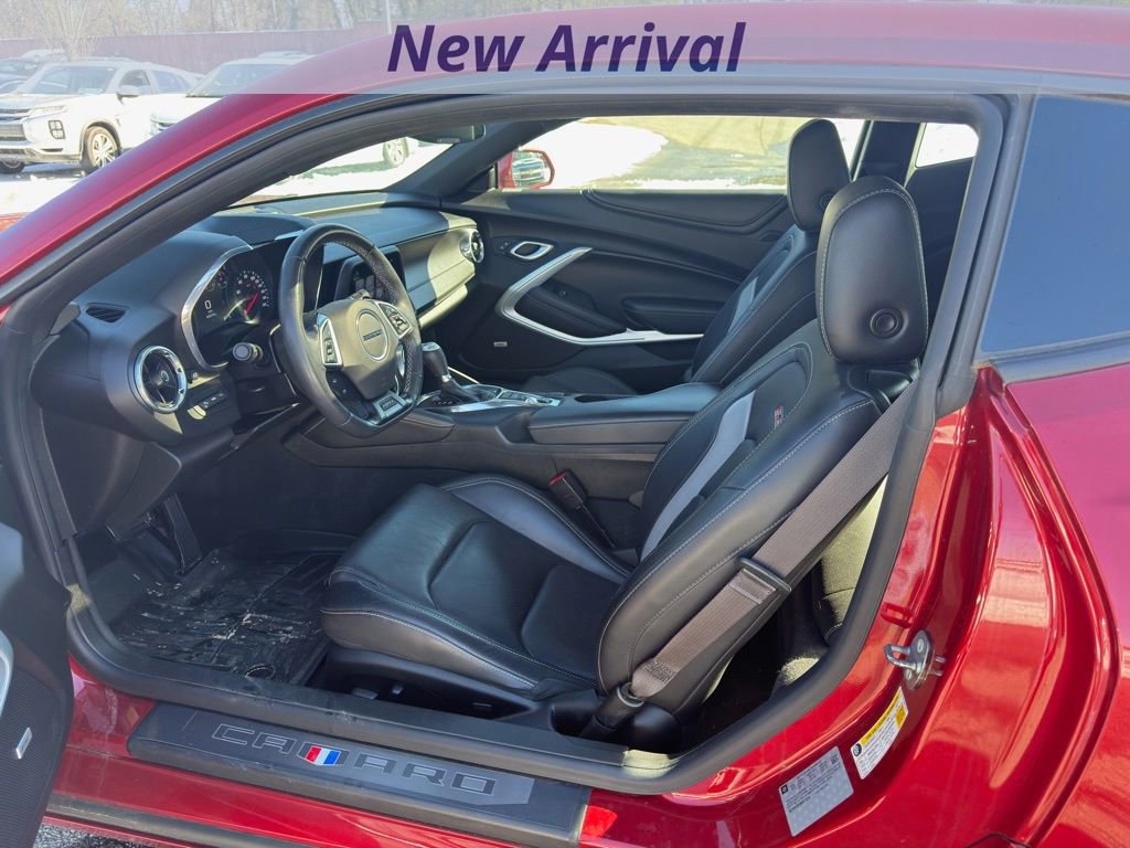 Used 2017 Chevrolet Camaro SS image 6
