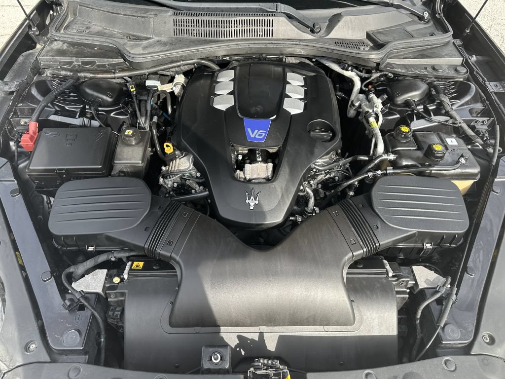 Used 2016 Maserati Quattroporte S RWD image 4