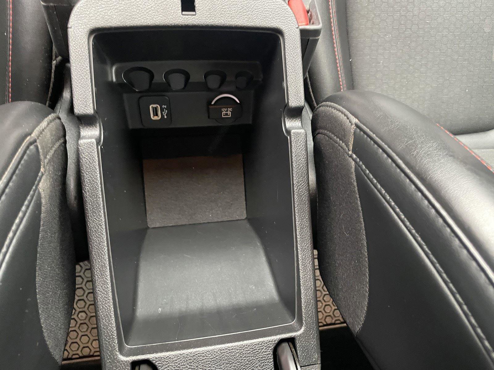 Used 2020 Jeep Cherokee Trailhawk w/ Cold Weather Group image 23