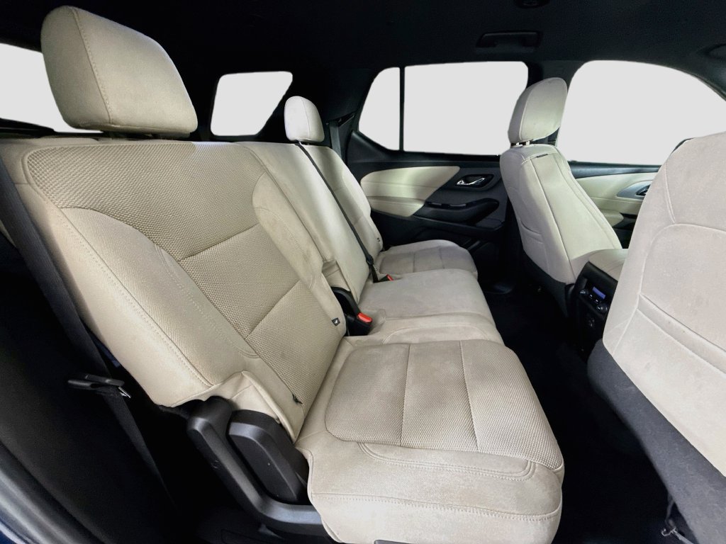 Used 2022 Chevrolet Traverse LS w/ LPO, Cargo Package FWD image 30