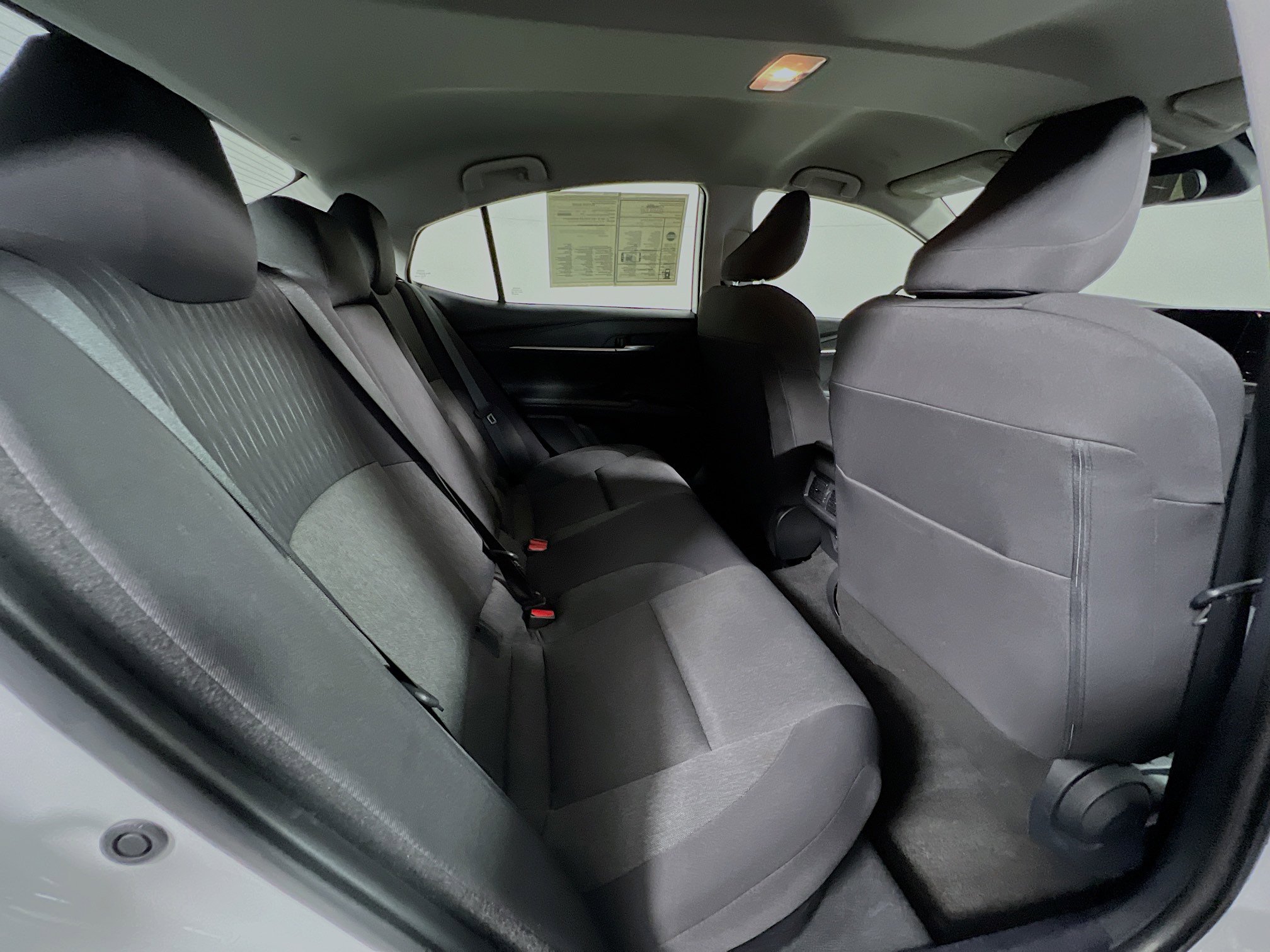 Used 2025 Toyota Camry LE FWD image 33