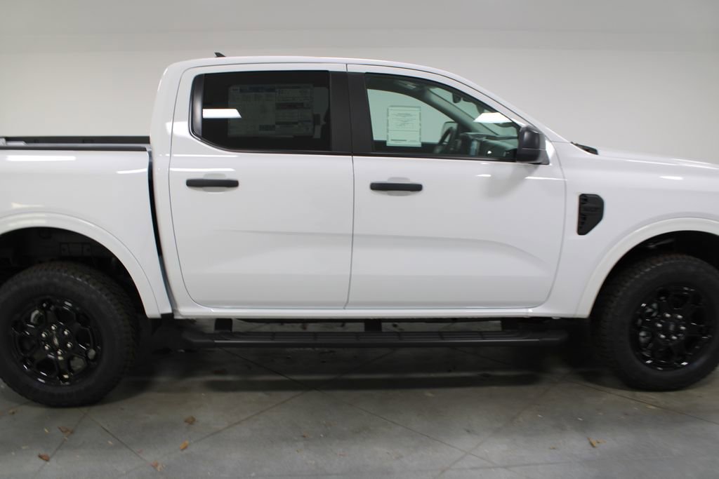 New 2025 Ford Ranger XLT w/ Black Appearance Package image 10