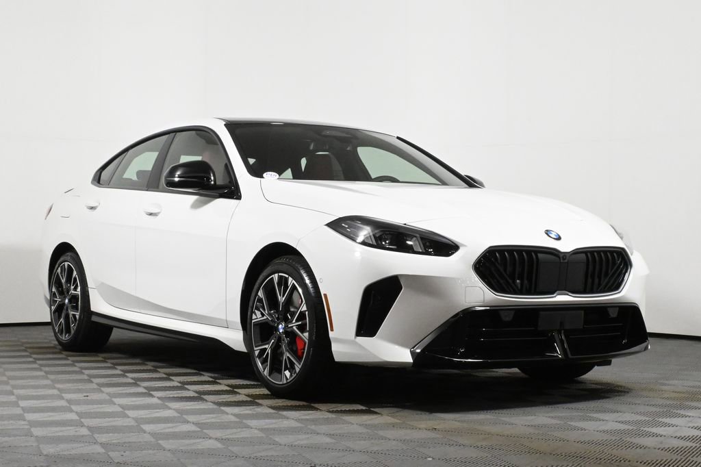 Used 2026 BMW 228i xDrive w/ Technology Package image 9