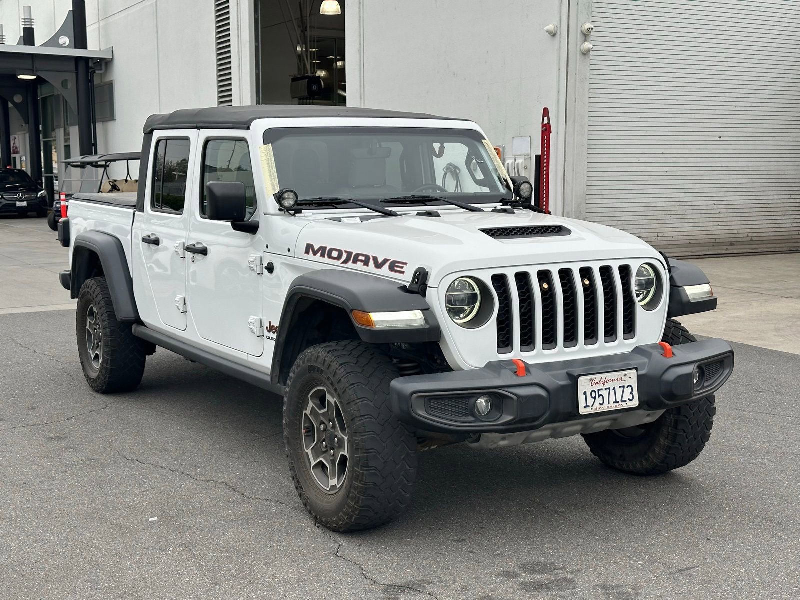 Used 2021 Jeep Gladiator Mojave AWD/4WD image 9
