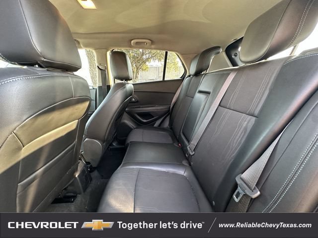 Used 2016 Chevrolet Trax LT w/ LT Convenience Package FWD image 26