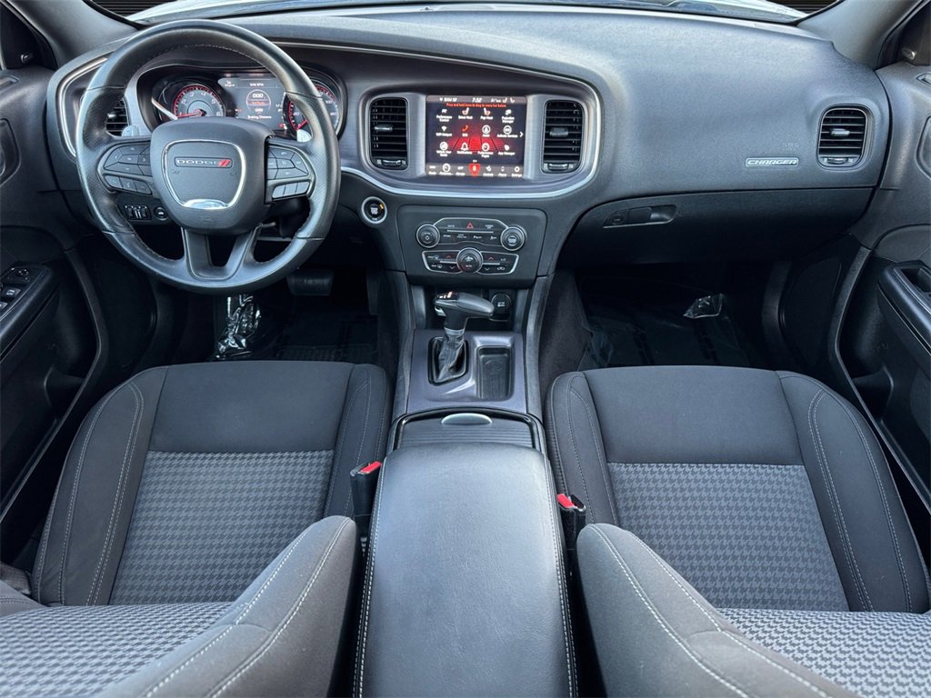 Used 2018 Dodge Charger GT w/ Blacktop Package image 16