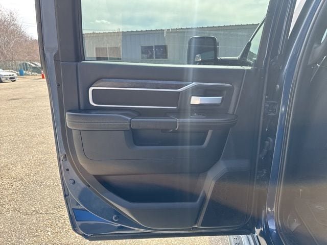 Used 2024 RAM 2500 Big Horn AWD/4WD image 18