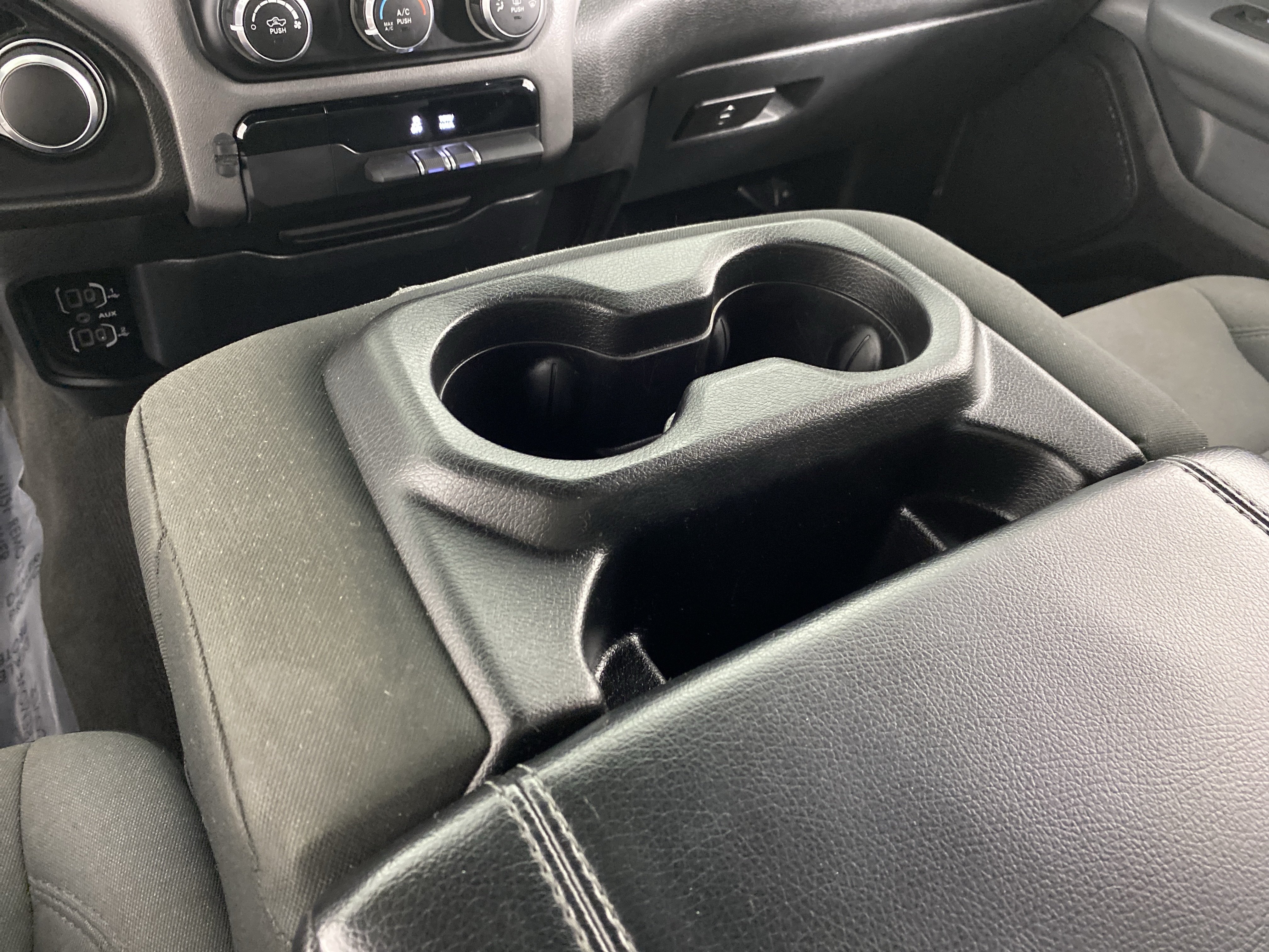 Used 2022 RAM 1500 Big Horn AWD/4WD image 34