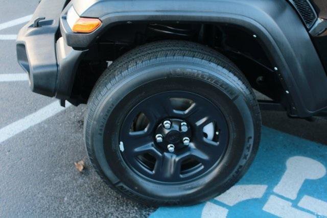 Used 2022 Jeep Wrangler Sport image 2