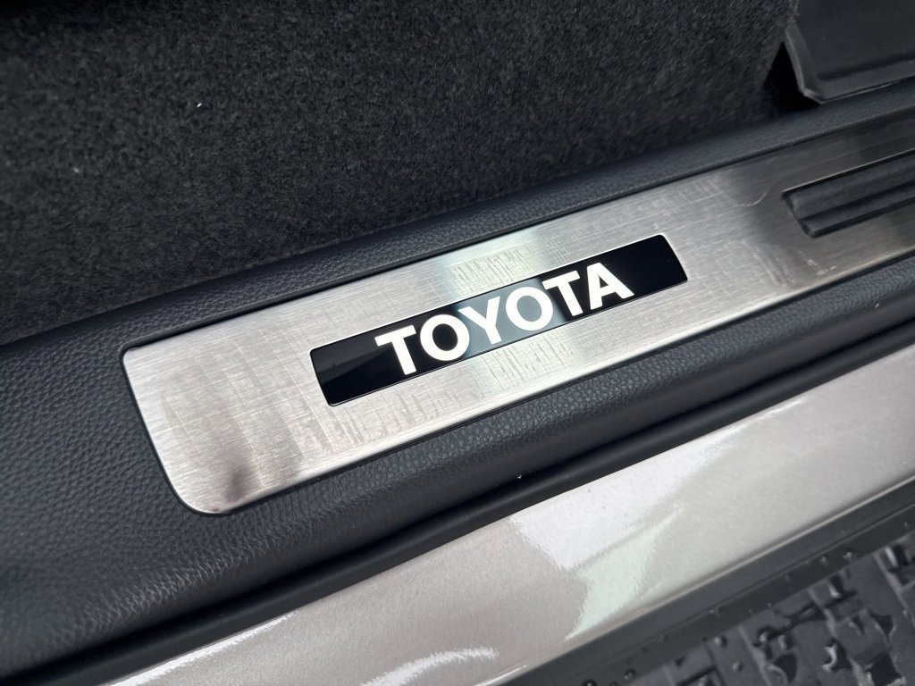 New 2026 Toyota Land Cruiser image 6