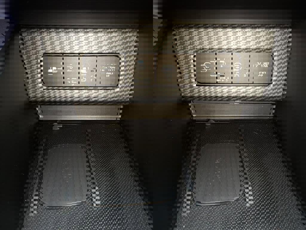 Certified 2025 Hyundai Sonata Limited image 14