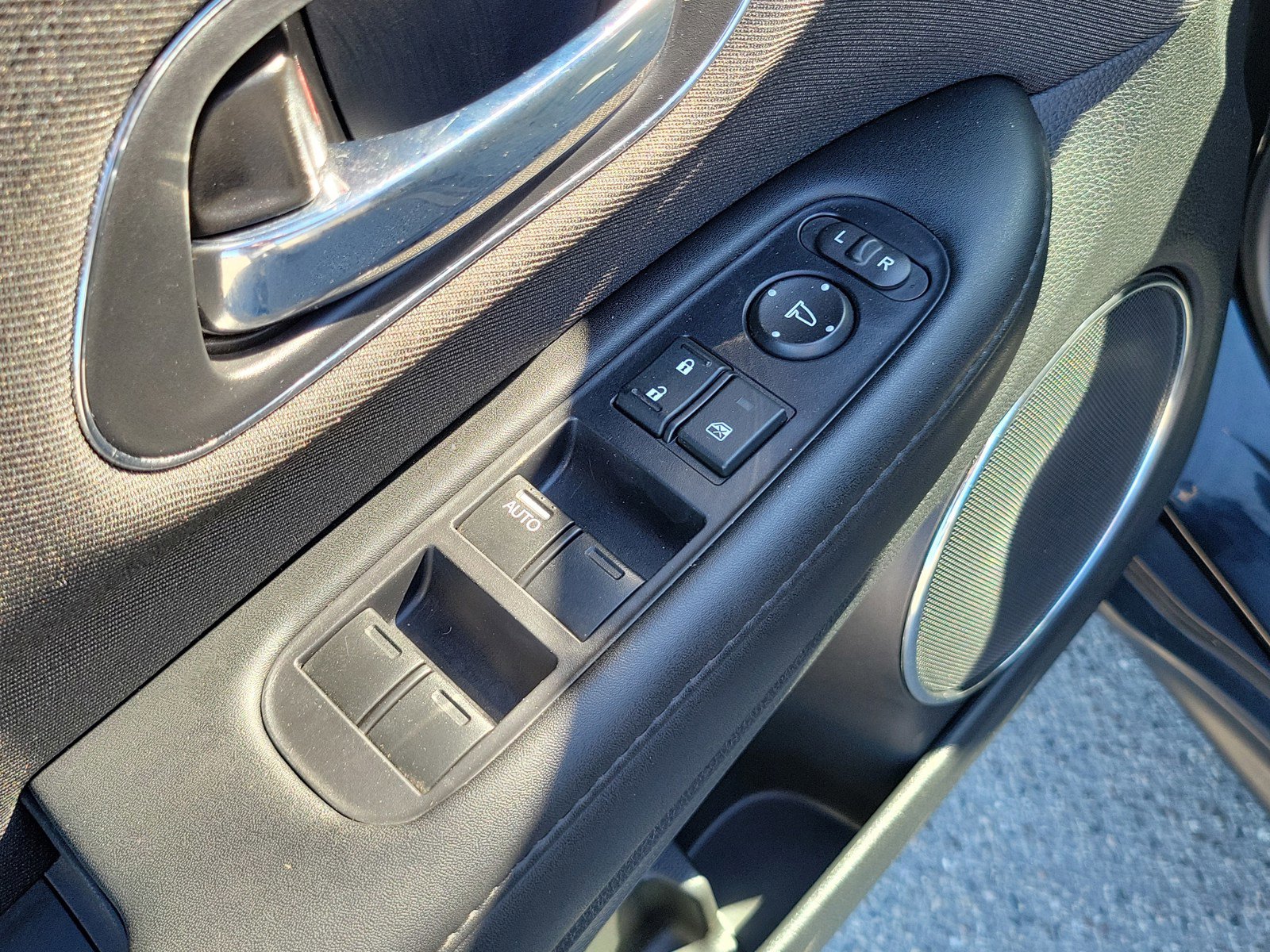 Used 2022 Honda HR-V EX image 14