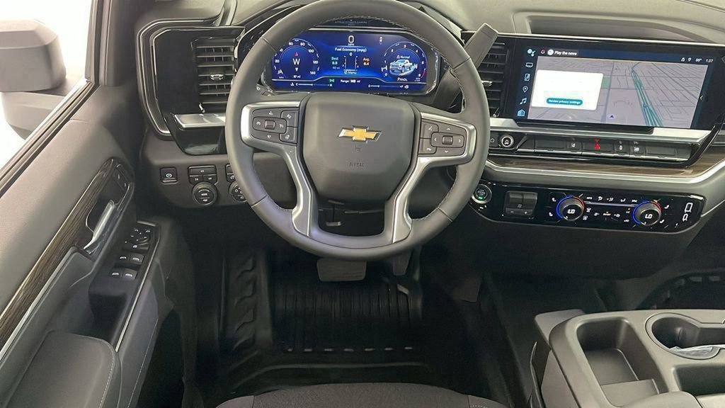 New 2025 Chevrolet Silverado 2500 LT w/ Convenience Package image 24