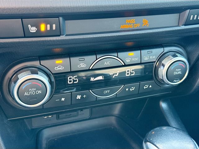 Used 2018 MAZDA MAZDA3 Grand Touring image 16