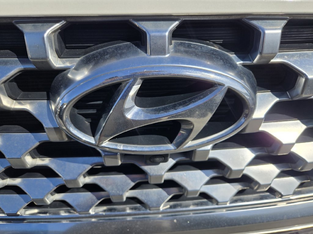 Used 2023 Hyundai Santa Fe SEL w/ Premium Package FWD image 10