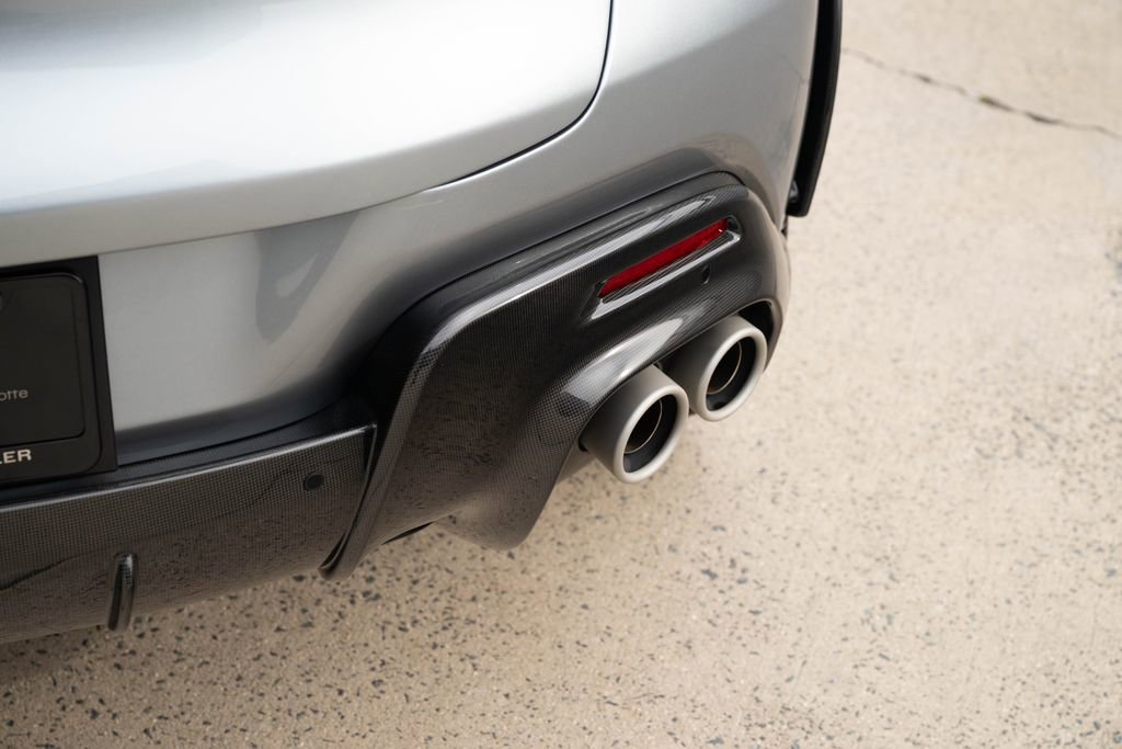 Used 2024 Ferrari Purosangue image 30