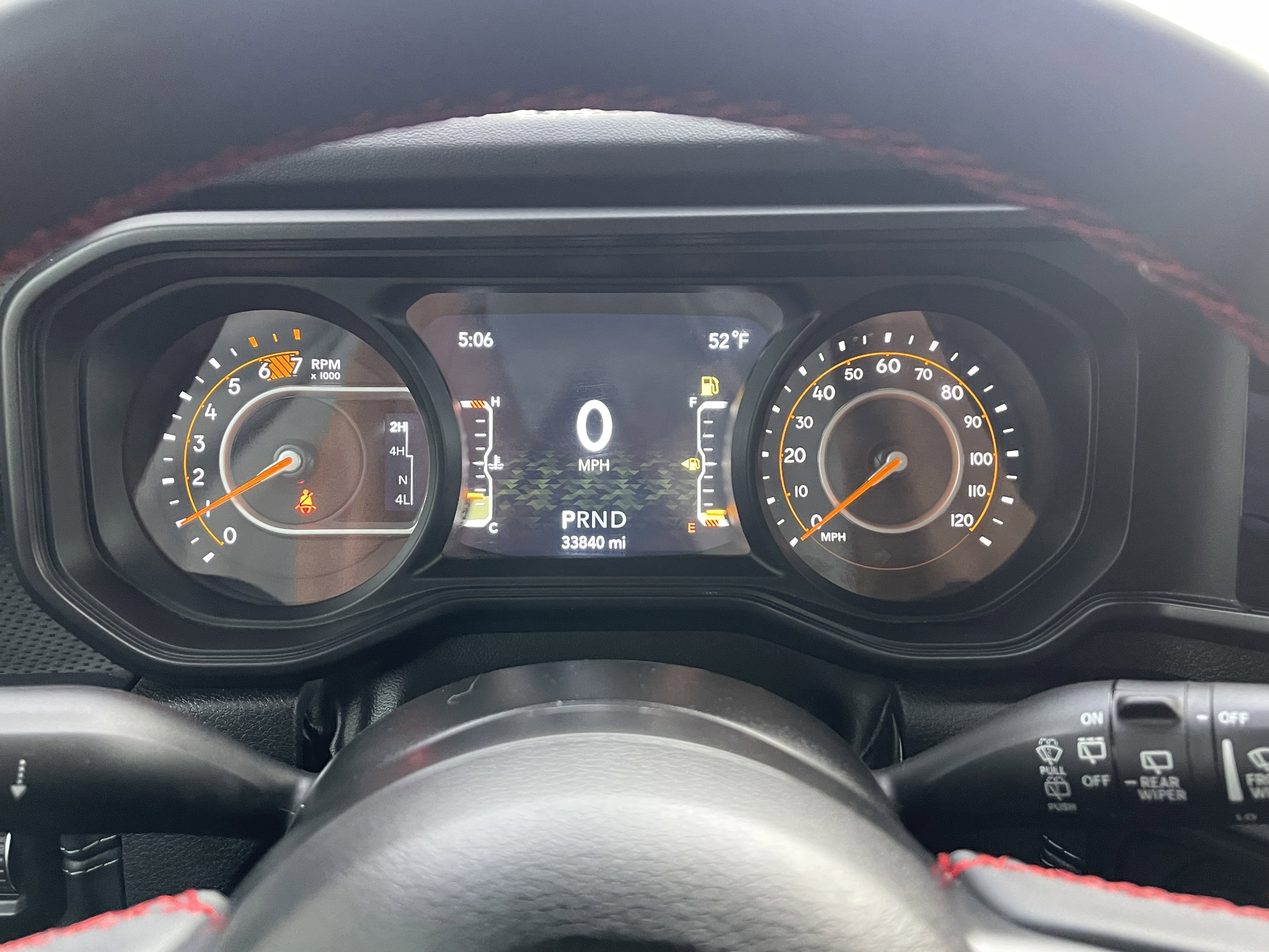 Used 2025 Jeep Wrangler Unlimited Rubicon AWD/4WD image 34