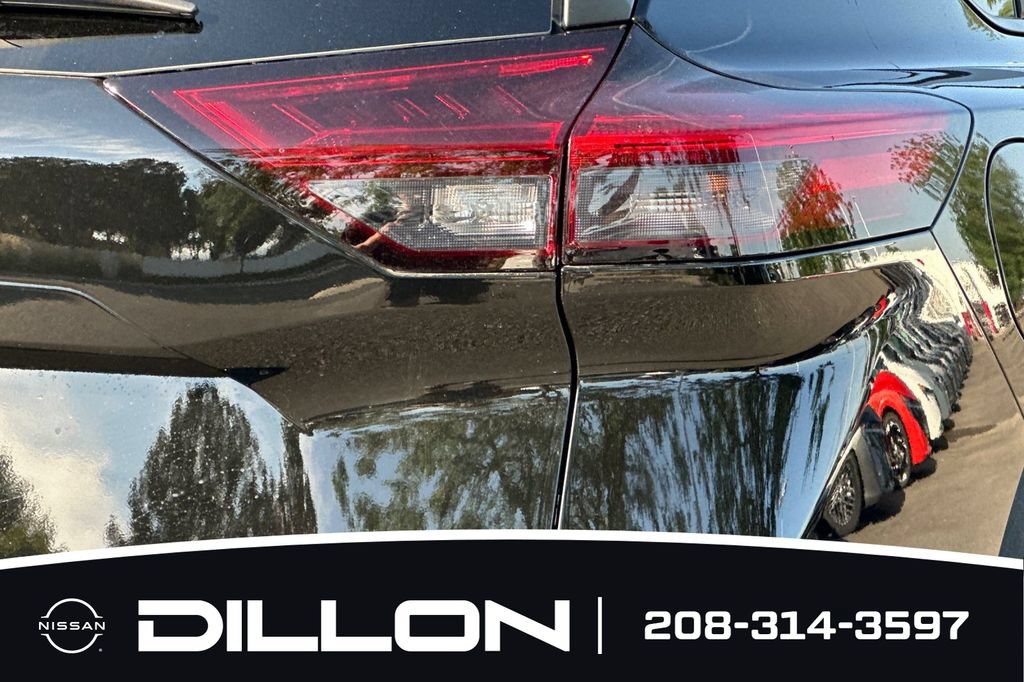 New 2026 Nissan Rogue SV w/ Rock Creek Premium Package AWD/4WD image 28