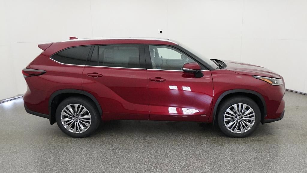 New 2026 Toyota Highlander Platinum AWD/4WD image 11