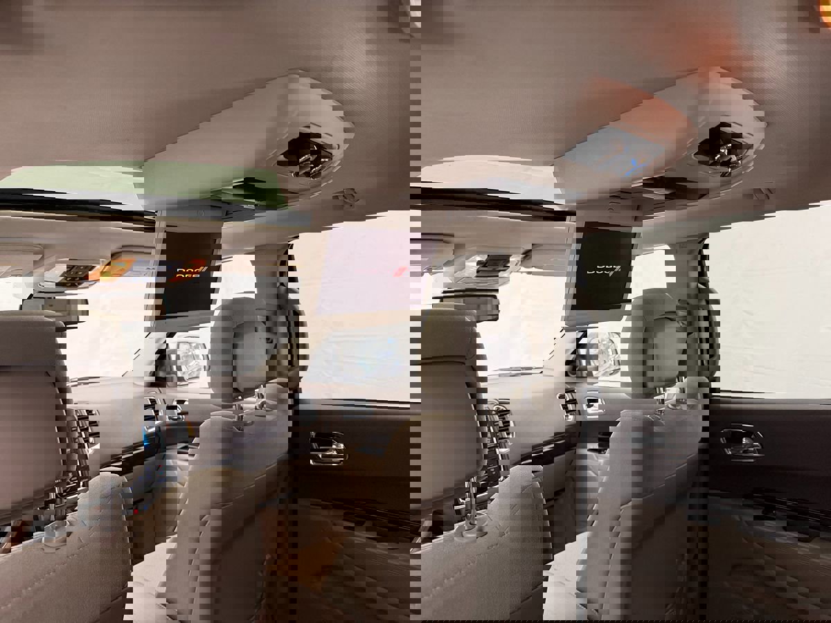 Used 2011 Dodge Durango Crew w/ Entry Nav/Commuter Group image 3