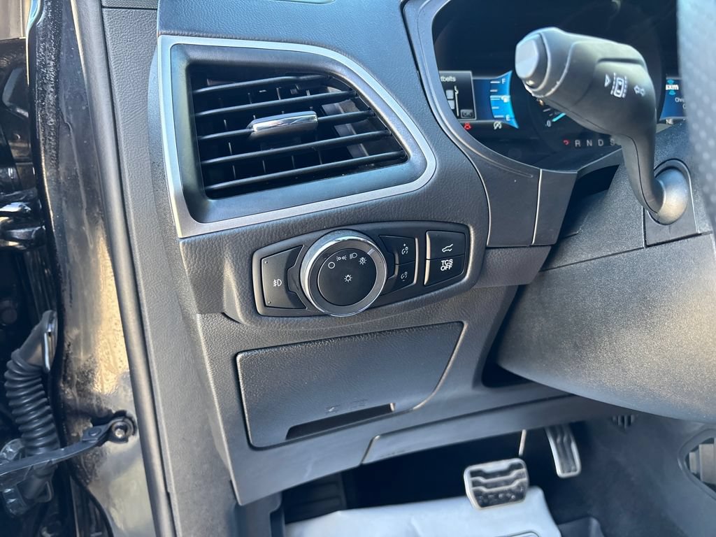 Used 2024 Ford Edge ST-Line AWD/4WD image 12