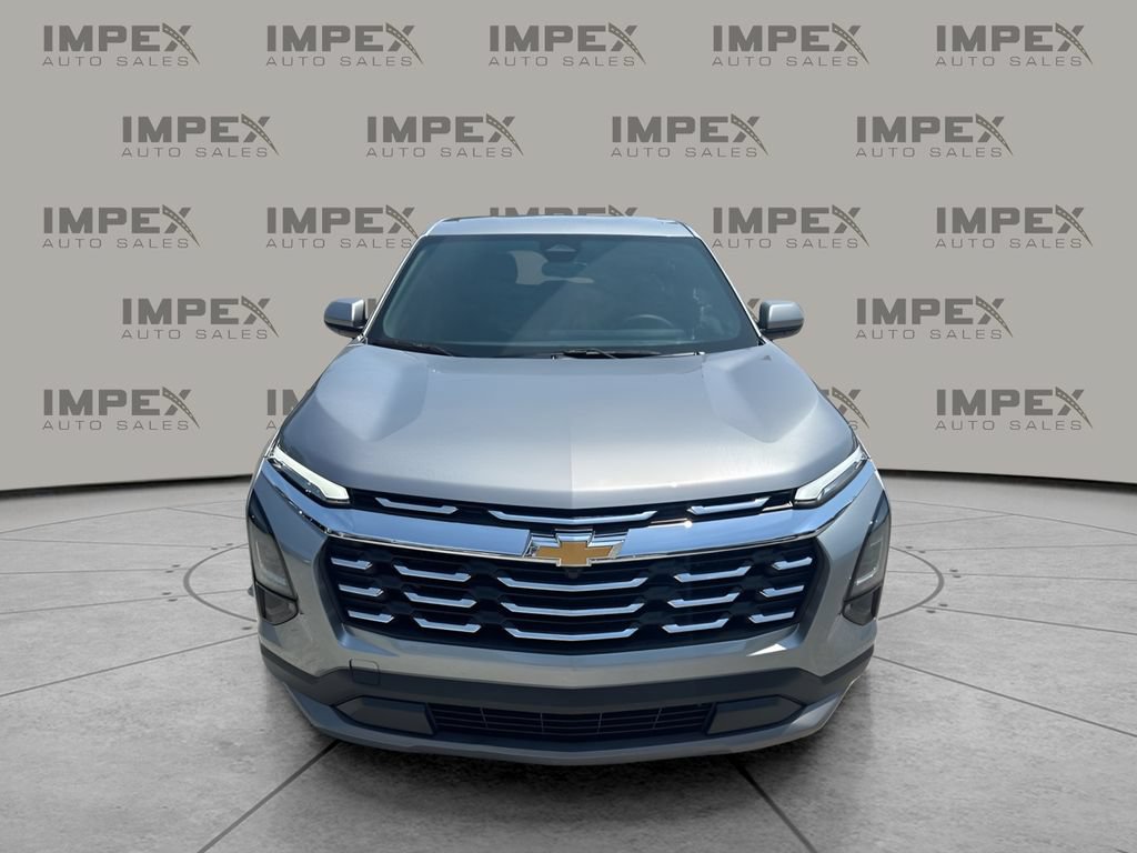 Used 2026 Chevrolet Equinox LT FWD image 8