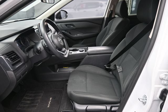 Used 2024 Nissan Rogue S AWD/4WD image 19